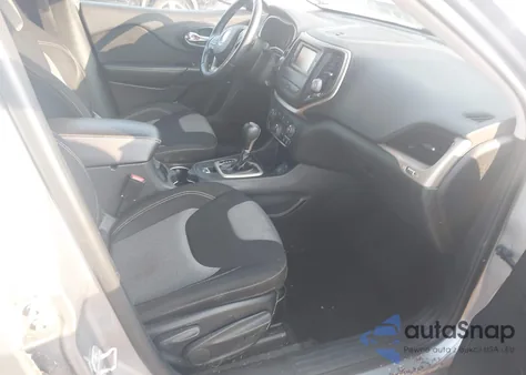 2014 Jeep Cherokee Latitude z USA, uszkodzony, nr VIN 1C4PJLCS4EW232745